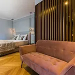 Muse Luxury زادار