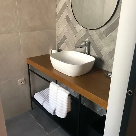 Muse Luxury Πανσιόν