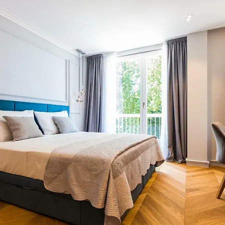 Muse Luxury Гостьовий будинок