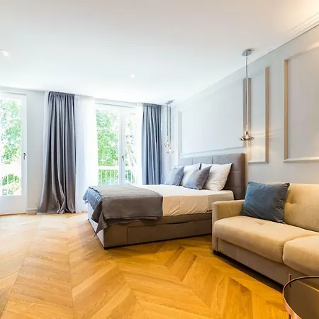 Muse Luxury Πανσιόν Ζαντάρ